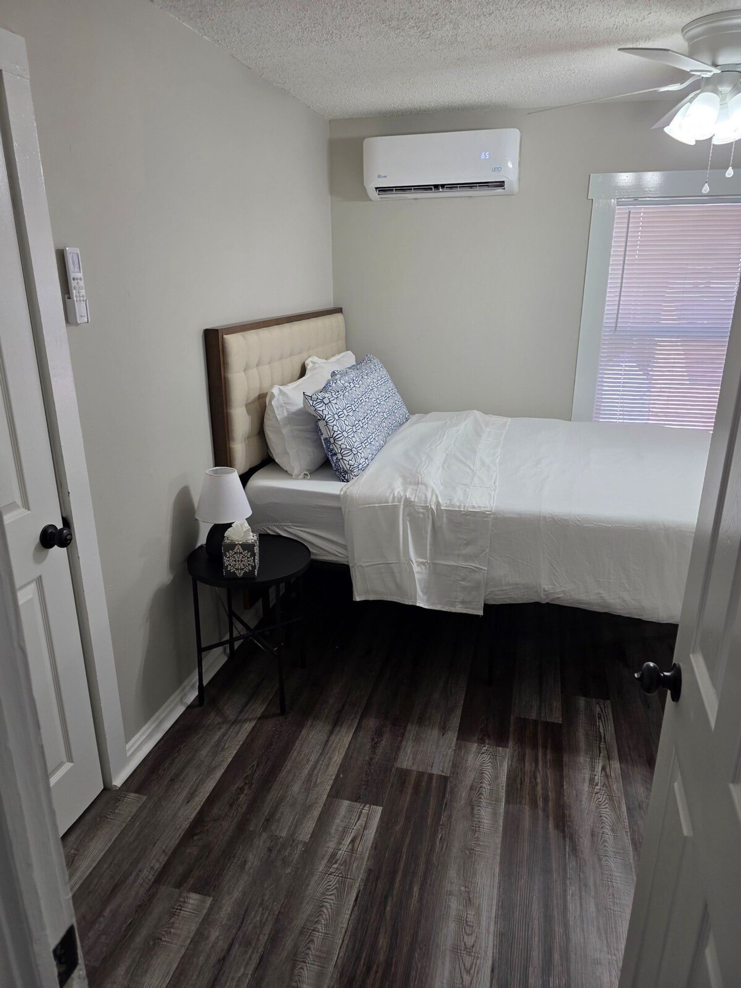 Building Photo - 128 Forest St