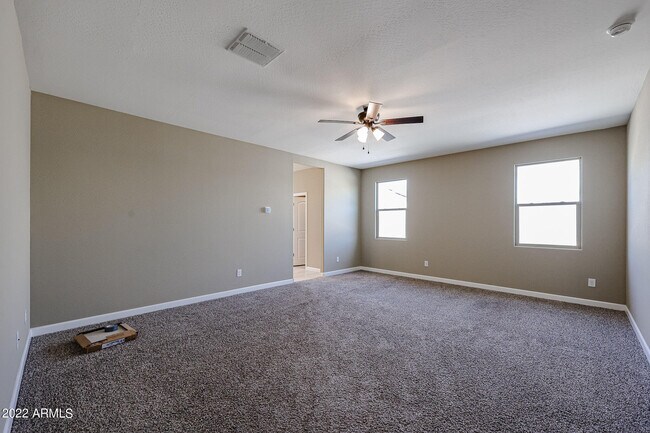 Building Photo - 30038 W Rockmount Ave