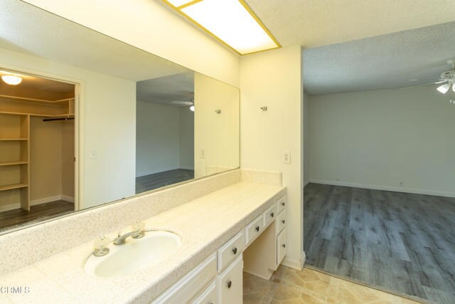 Building Photo - 630 W Huntington Dr