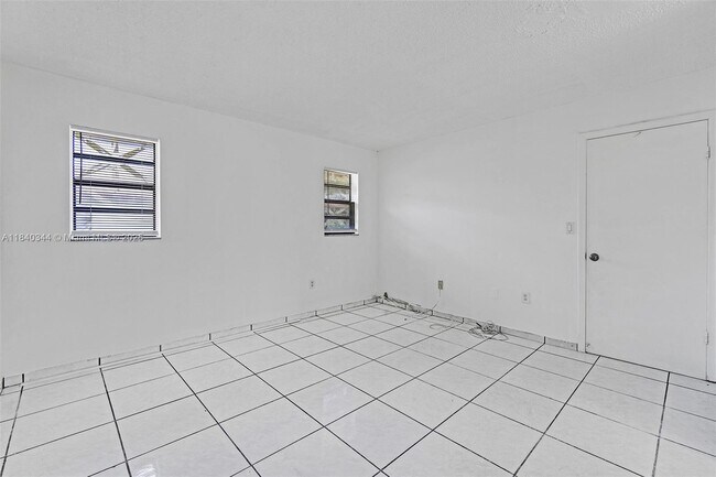 Building Photo - 6215 W 24th Ave