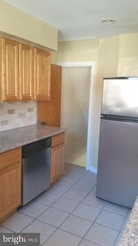 Building Photo - 3612 Winona St