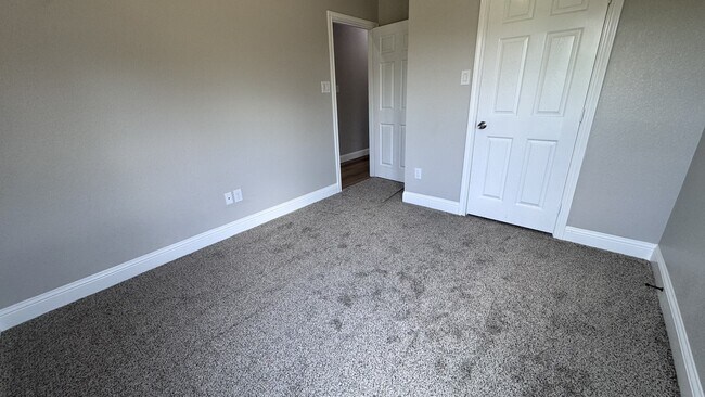 Building Photo - 3209 Bourland St