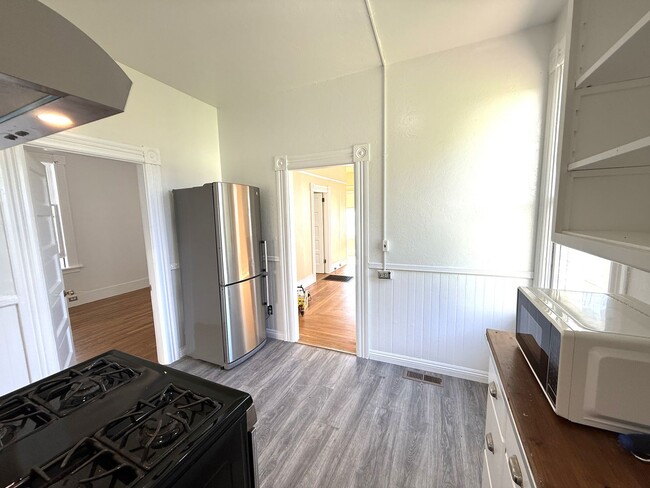 Building Photo - UNIQUE TWO BEDROOM ONE BATH HOME WITH DETACHED BONUS ROOM IN SAN QUINTIN VILLAGE