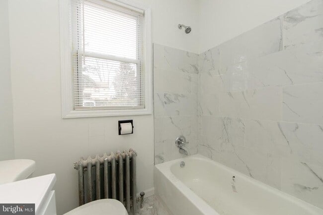 Building Photo - 34 Yale Rd