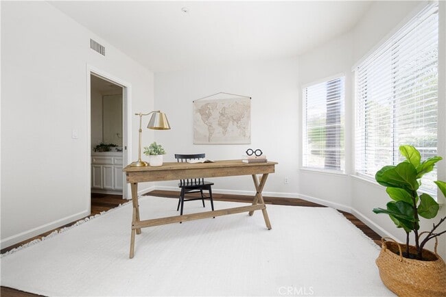 Building Photo - 2329 Canyon View Glen