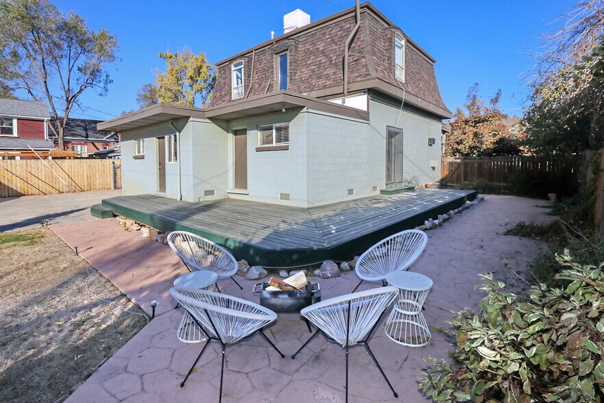 Building Photo - 660 S 500 E