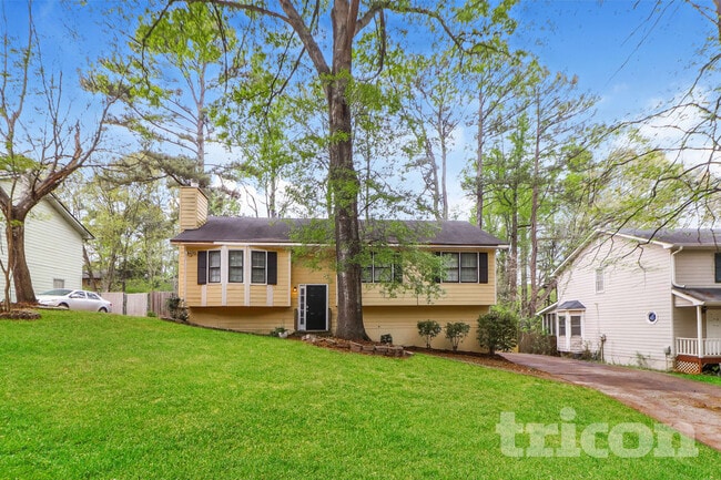 Building Photo - 3735 Linwood Way