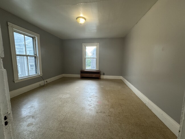 Living room - 15 Pleasant Pl