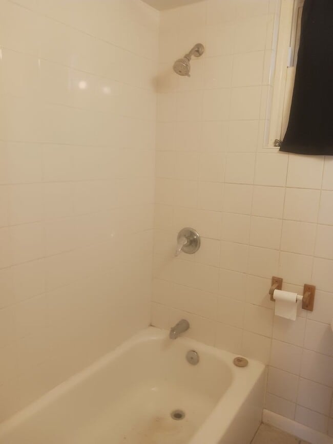 Building Photo - 663 Florida Ave