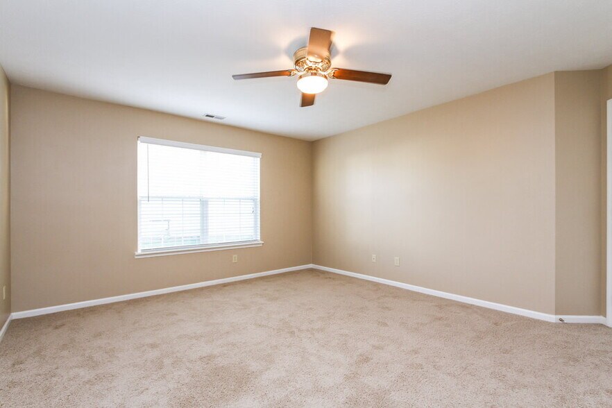 Building Photo - 10802 Washington Bay Dr