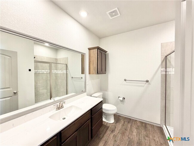 Building Photo - 326 Grn Valley Dr