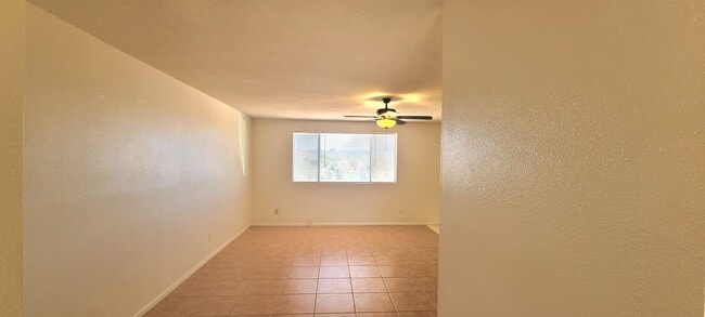 Building Photo - 2 Bed 1 Bath Spacious Gold Canyon Apartment