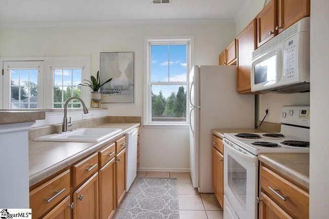 Building Photo - 12 Harvley St