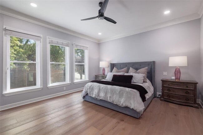 Building Photo - 1807 San Gabriel St