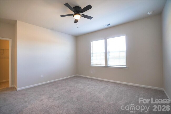 Building Photo - 1403 Caracara Ct