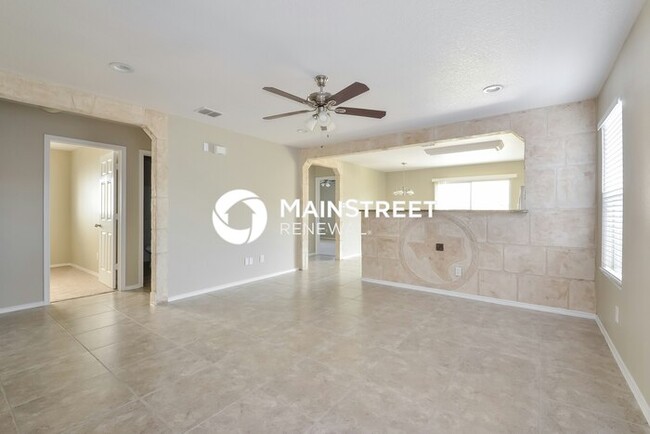 Building Photo - 9318 Maple Silver