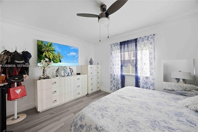 Building Photo - Northwest 11th Lane, Miami, FL 33182 - 3 BR 2 BA condo