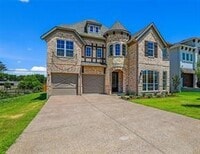 Building Photo - 5401 Snowberry Dr