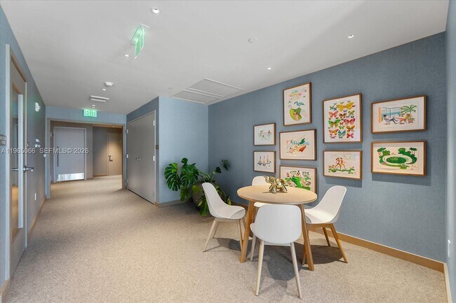 Building Photo - 501 West Ave