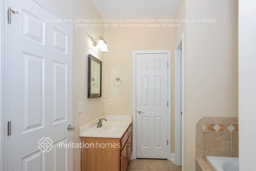 Building Photo - 119 Big Oak Ln