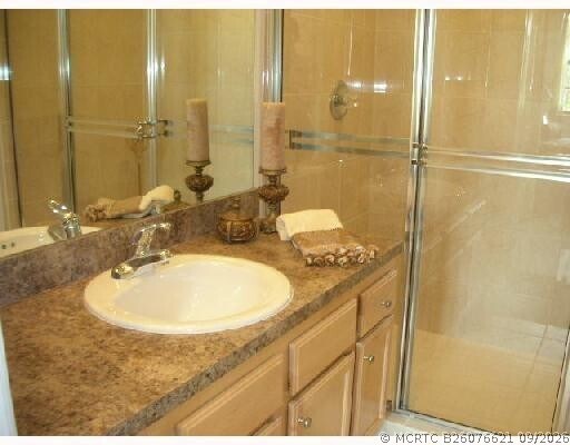 Building Photo - 6733 Coral Lake Dr
