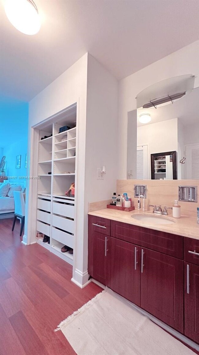 Building Photo - 5700 Collins Ave