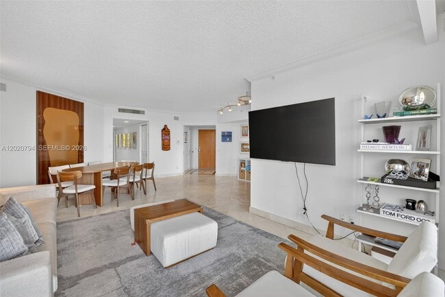 Building Photo - 21205 Yacht Club Dr