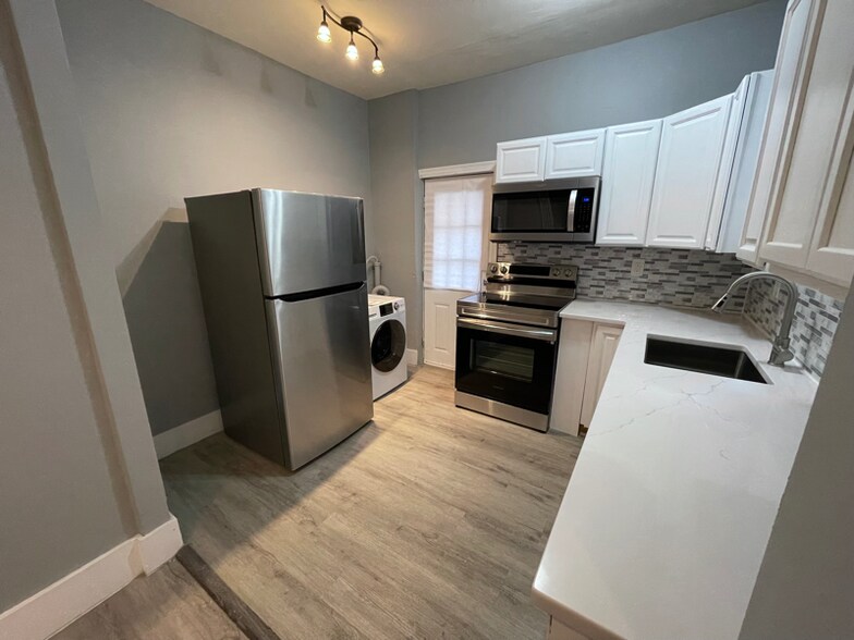 Building Photo - 55 N Lindenwood St