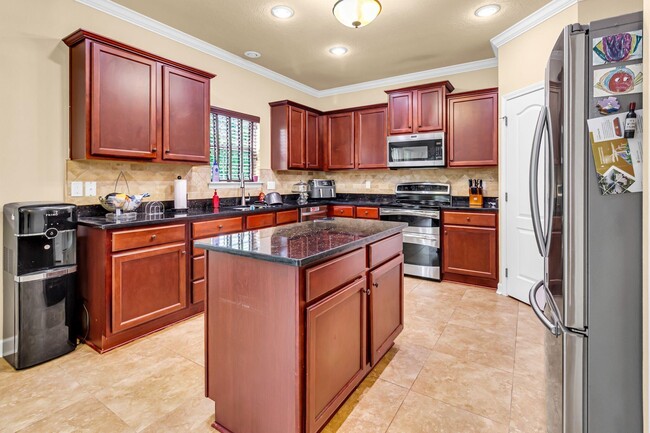 Building Photo - 4558 Hermosa Rd