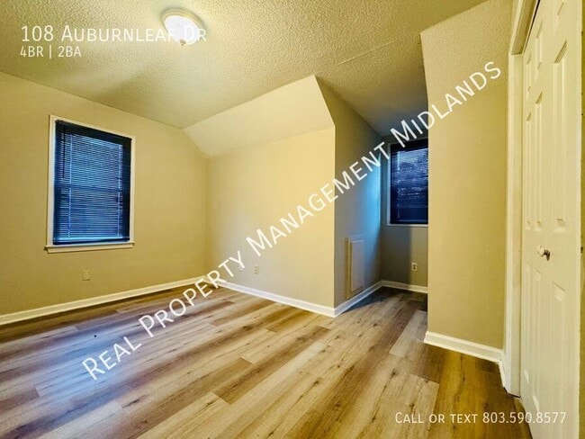 Building Photo - 108 Auburnleaf Dr