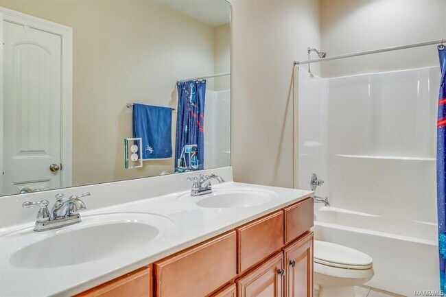 Building Photo - 9208 Springwood Ct