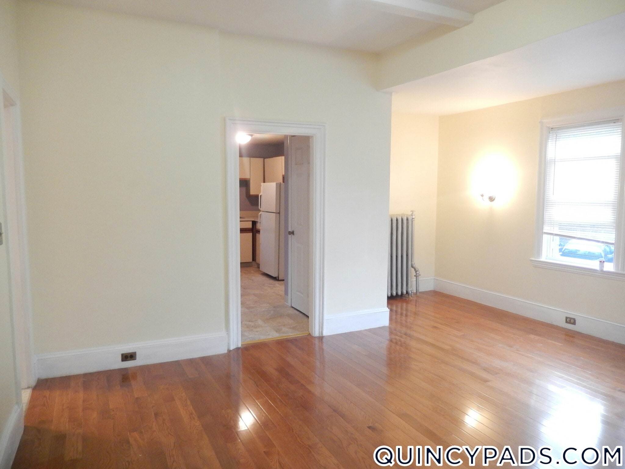 Building Photo - 161 Grandview Ave