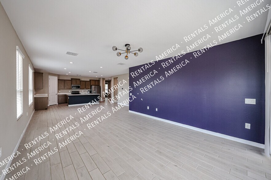 Building Photo - 38017 W San Alvarez Ave