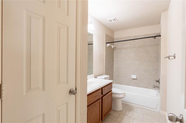 Building Photo - 2824 Gooseberry Dr