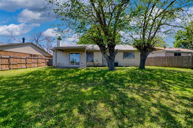 Building Photo - 7616 Parkwood Ln