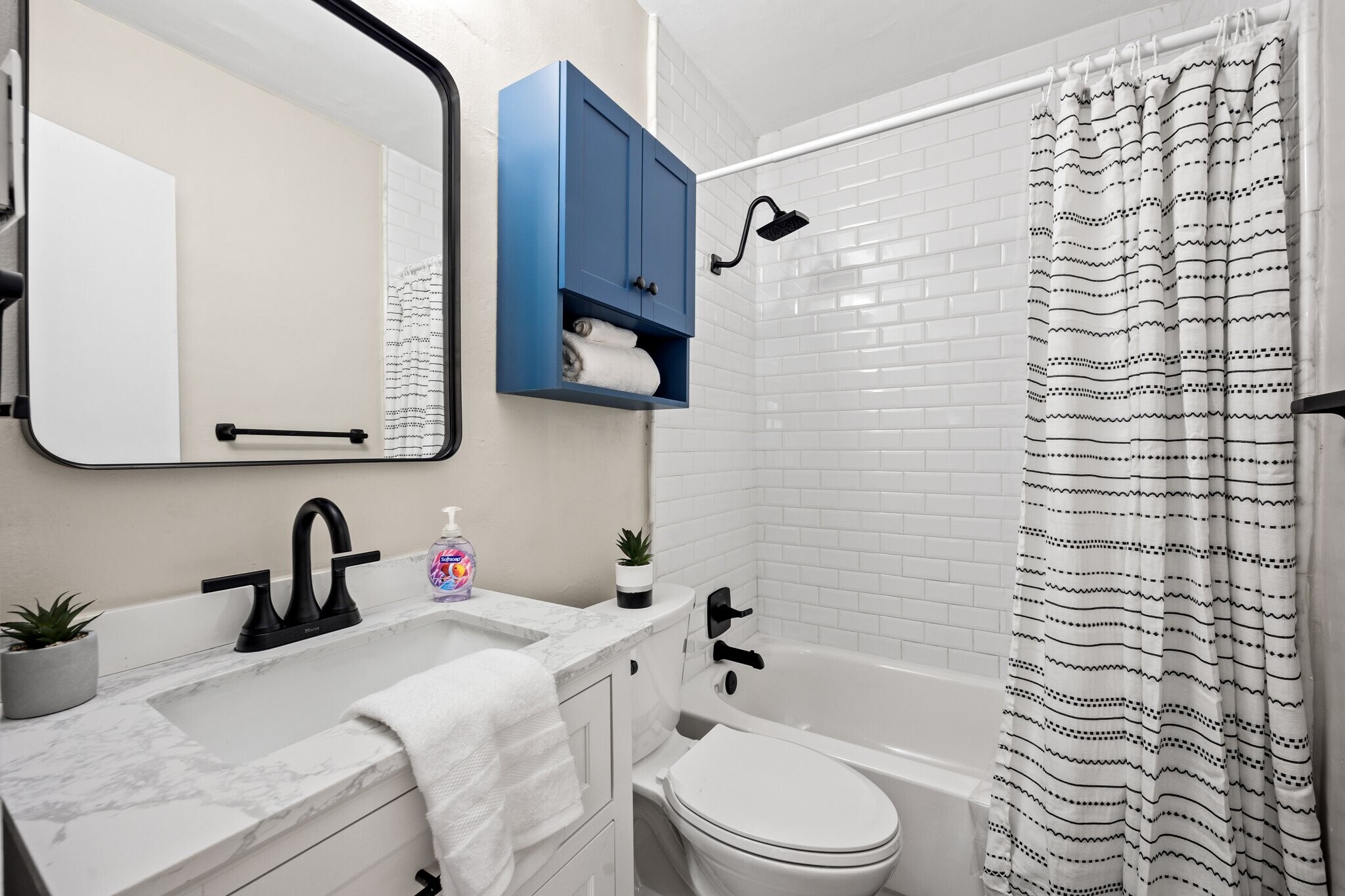 Building Photo - 153 South Ave SE