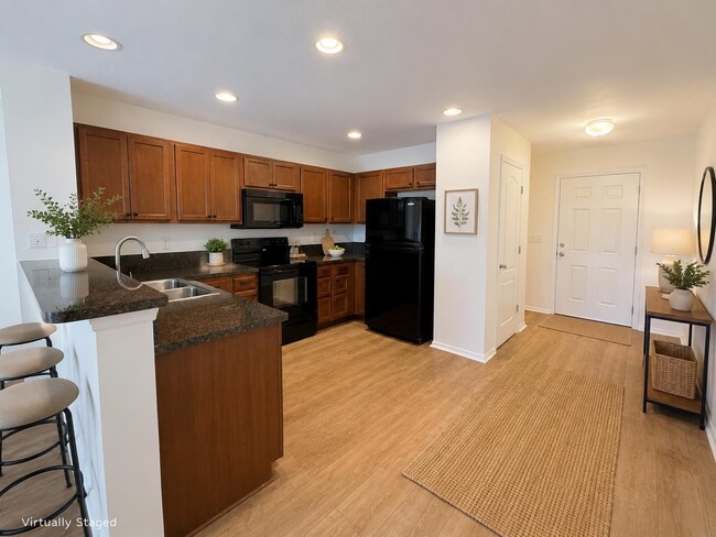 Building Photo - 728 Cabernet Pl