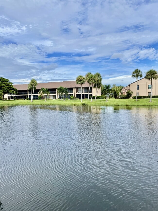 Building Photo - 15493 Admiralty Cir