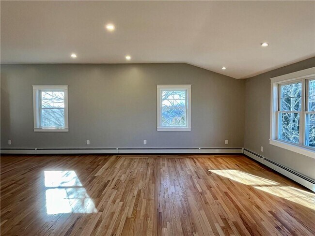 Building Photo - 45 Trout Dr