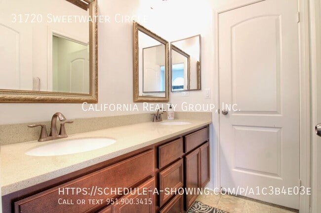 Building Photo - 31720 Sweetwater Cir