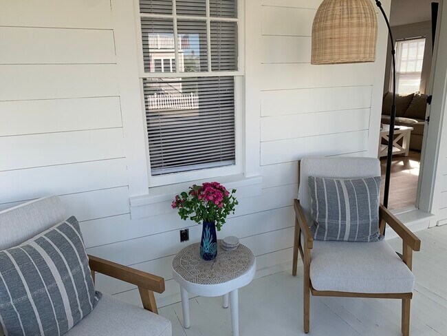 Primary Photo - 716 Ocean St