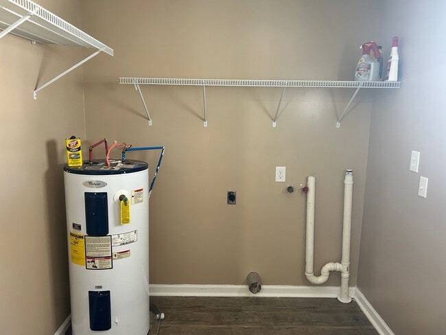 Building Photo - 511 Grey St