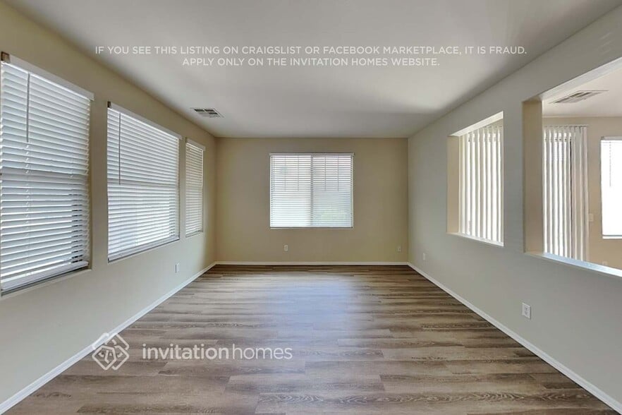 Building Photo - 2898 S Arroyo Ln