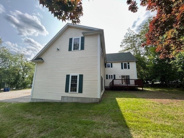 Building Photo - 536 Middle St