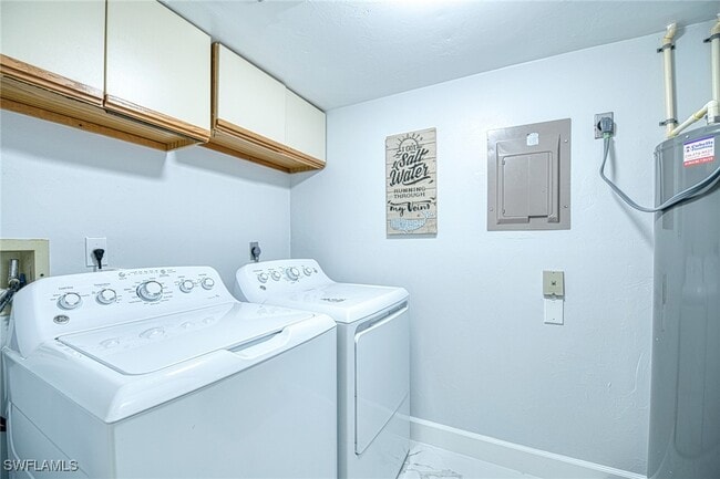 Building Photo - 713 SW 47th Terrace