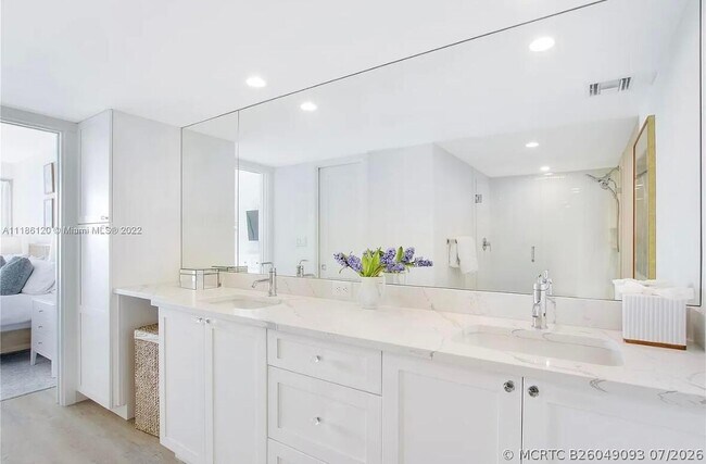 Building Photo - 350 S Beach Rd
