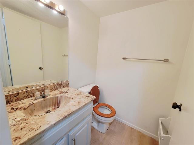 Building Photo - 205 McCarley Pl
