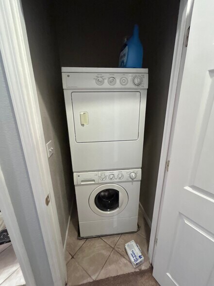 Building Photo - 3126 Tolliver St