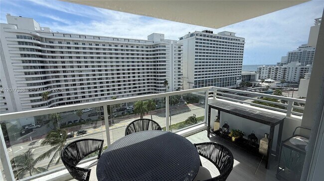 Building Photo - 5600 Collins Ave