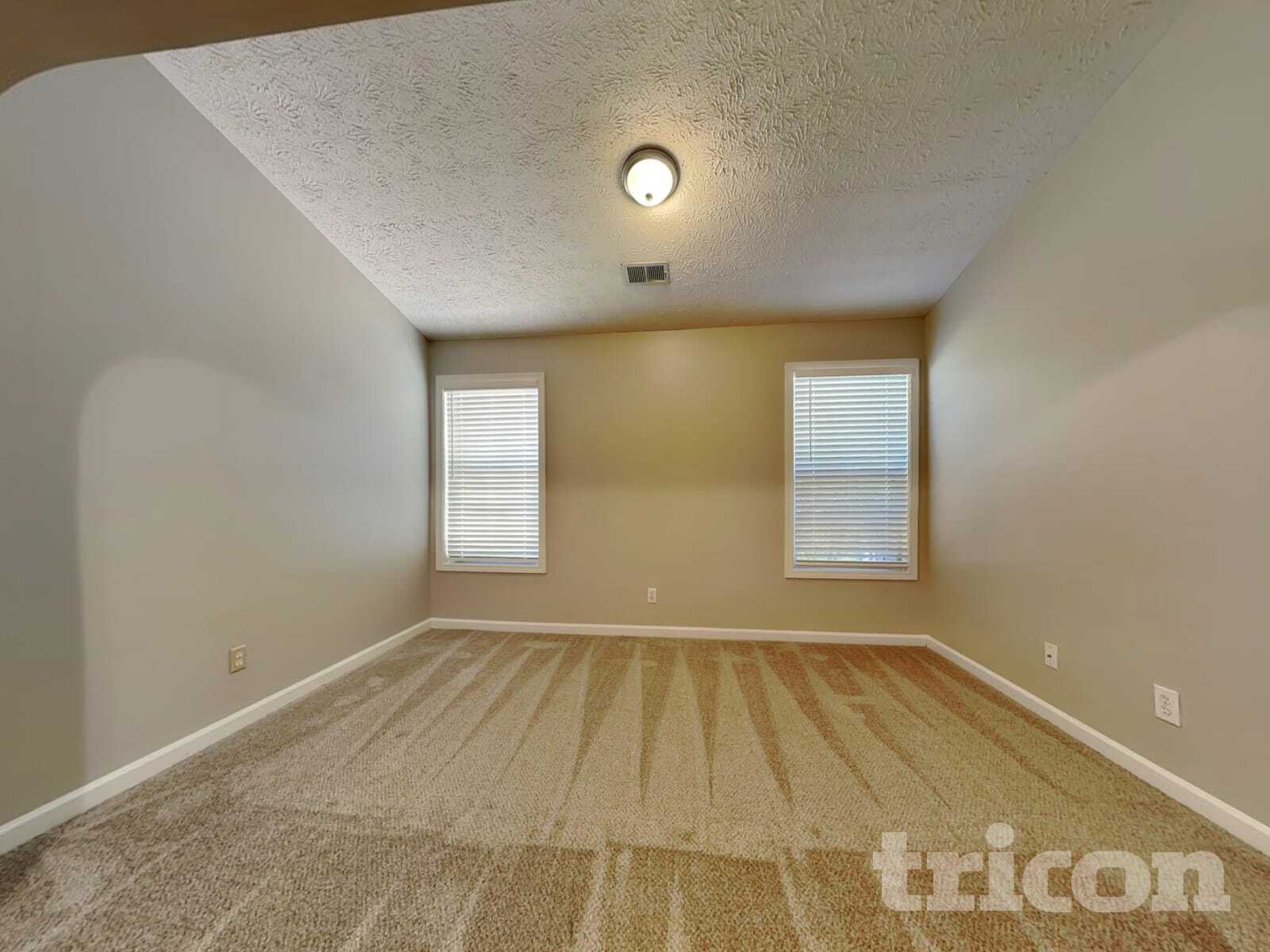 Building Photo - 16 Waterloo Ct